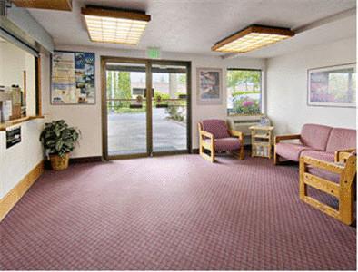 Red Lion Inn And Suites Federal Way Interior photo